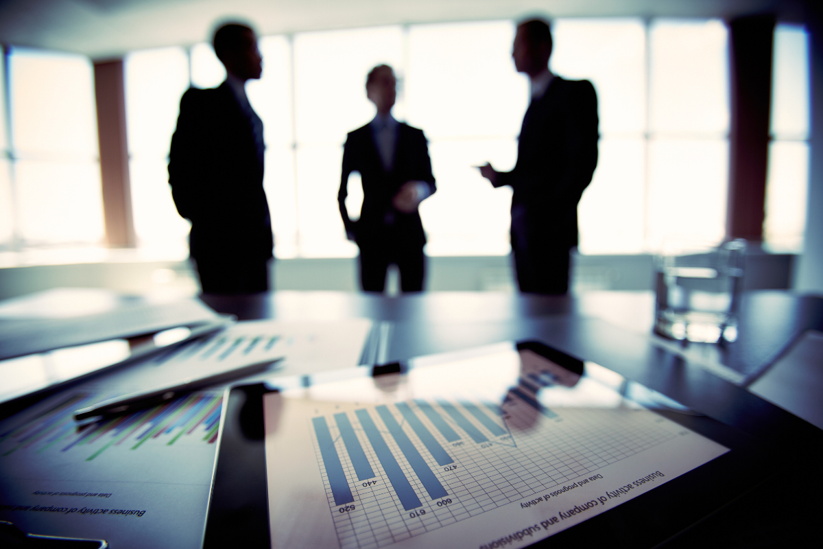 planejamento financeiro, orçamento familiar, controle de gastos, como economizar dinheiro, finanças pessoais