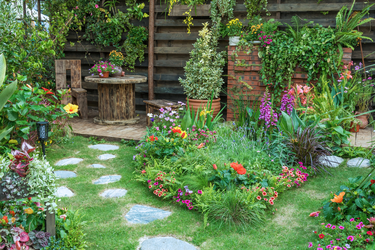 paisagismo para jardins pequenos com design sustentável