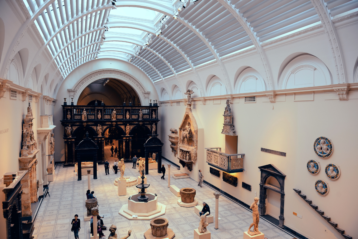 turismo cultural para estudantes com visitas a museus